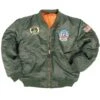 Mil-Tec Kinder Fliegerjacke MA1 Mit Abzeichen Oliv -Outdoorfan Geschaft kinder fliegerjacke ma1 mit abzeichen oliv 1