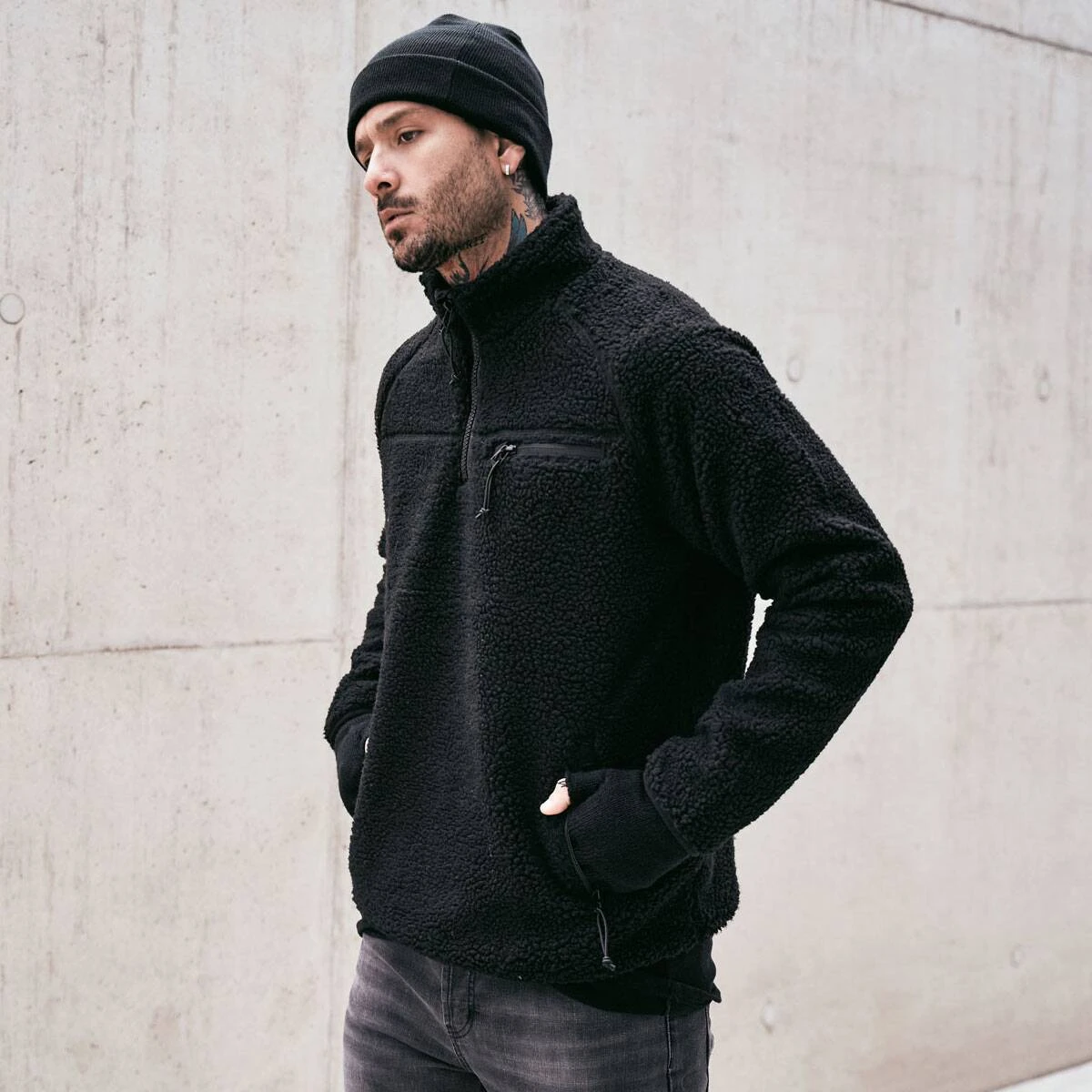 Brandit Teddyfleece Troyer Schwarz 4 Brandit Teddyfleece Troyer Schwarz – Bild 2